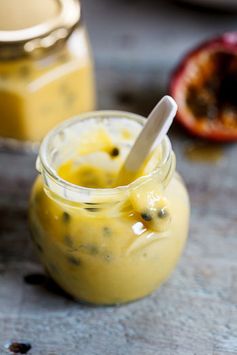 Granadilla (Passion fruit curd