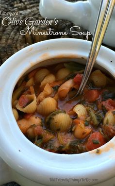 Olive Garden's Copycat Minestrone Soup