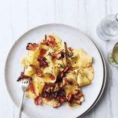 Pasta with Mushrooms and Prosciutto