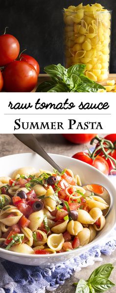 Pasta with Summery Raw Tomato Sauce