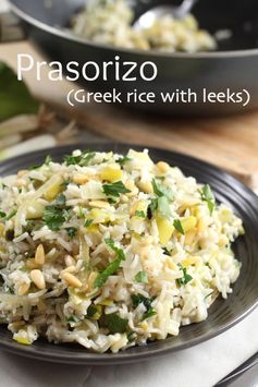 Prasorizo (Greek rice with leeks