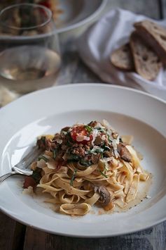 Sausage and Spinach Pasta with Wine