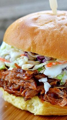 Slow Cooker Root Beer Pulled Pork Sandwiches