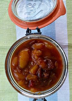 Spicy Nectarine and Ginger Chutney