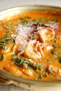 Sun-Dried Tomato Tortellini Soup