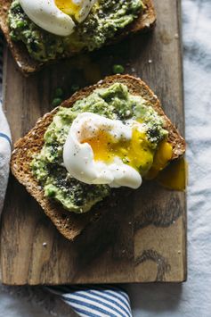 Superfood Toast with Avocado Pea Mash