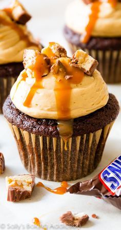 Ultimate Snickers Cupcakes