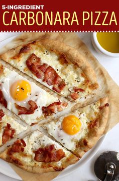 5-Ingredient Carbonara Pizza