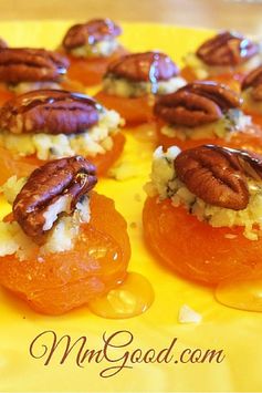 5 Minute Appetizer ~ Apricot, Blue Cheese & Nuts
