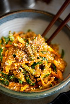Acar (Spicy Malaysian Pickled Vegetable