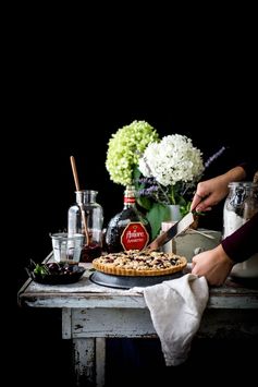 Amaretto Cherry Shortbread Cookies