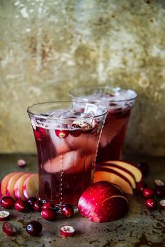 Apple Cranberry Moscow Mule