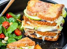 Apples and Brie Grilled Cheese Sandwich with Fig Spread