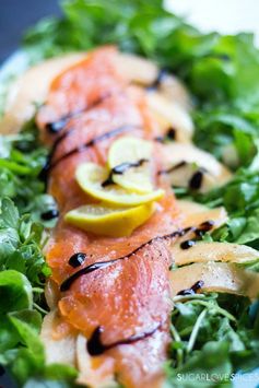 Arugula Salad with Smoked Salmon and Canteloupe