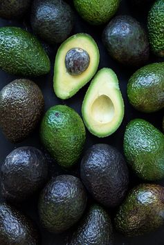 Avocado rose and pistachio dukkah bowl