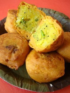 Batata Vada & Vada Pav