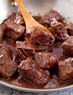 Beef Tips In Red Wine Sauce