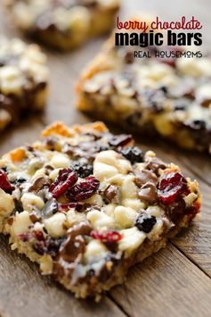 Berry Chocolate Magic Bars