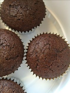 Best Eggless chocolate cake /cupcakes