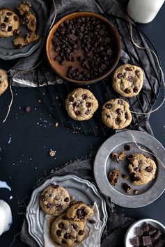 Best EVER healthy chocolate chip cookies