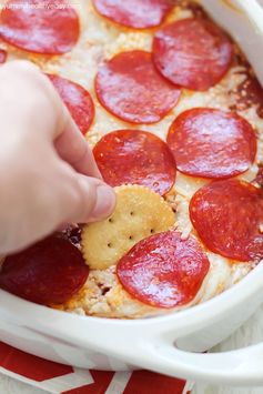 Best Ever Pizza Dip