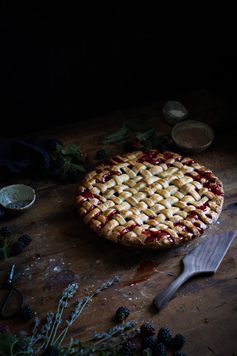 Blackberry, lemon & Lavender Pie