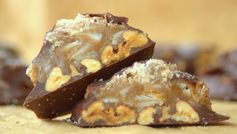 Buttery Walnut Toffee Bark – Sugar Free, Low Carb, THM