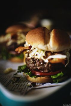 Cheddar Stuffed Apple Slaw Burger