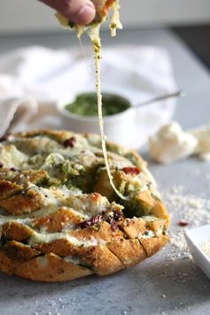 Cheesy Pesto Sundried Tomato Pull Apart Bread