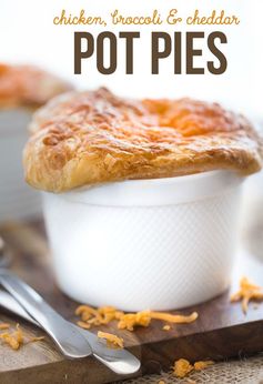 Chicken, Broccoli & Cheddar Pot Pies