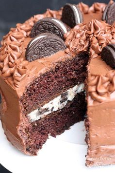 Chocolate Cake with Oreo Cream Filling