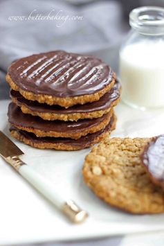 Chocolate hobnobs (oat cookies