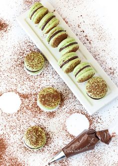 Chocolate mint french macarons