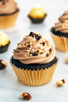 Chocolate Nutella Crunch Cupcakes