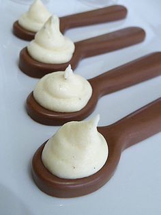 Chocolate Spoons with White chocolate Mousse