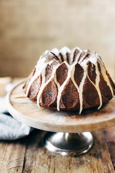 Cinnamon Streusel Pumpkin Bundt Cake