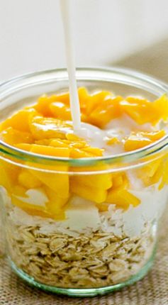 Coconut Mango Overnight Oatmeal