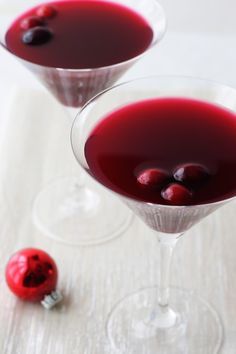 Cranberry-Amaretto Kiss