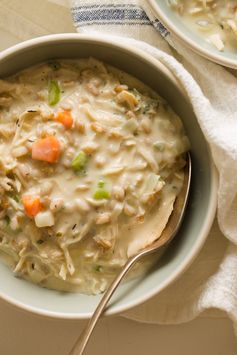 Creamy Chicken and Farro Soup