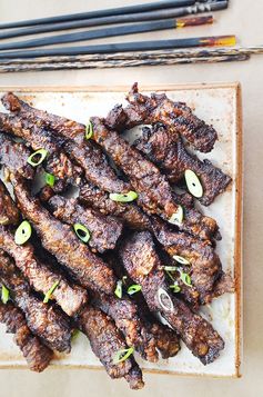 Crispy Garlic Short Ribs