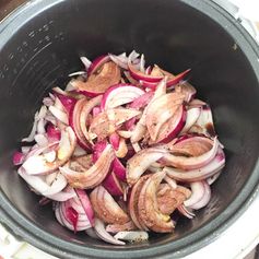 Crockpot Balsamic Onions