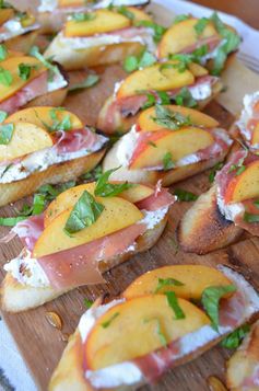 Crostini with Peaches, Ricotta, Prosciutto, Honey and Basil