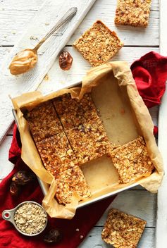 Crunchy Peanut Butter Granola Bars