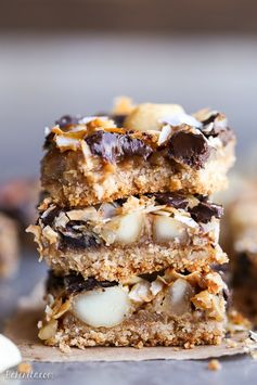 Dark Chocolate Macadamia Nut Magic Bars