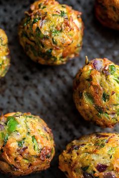 Dudhi Kofta Curry (Indian Squash Dumplings