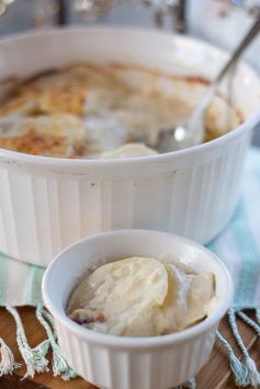 Easy, Cheesy Potato Au Gratin with Gruyère Cheese