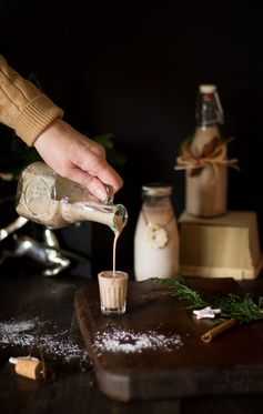 Easy Homemade Christmas Baileys