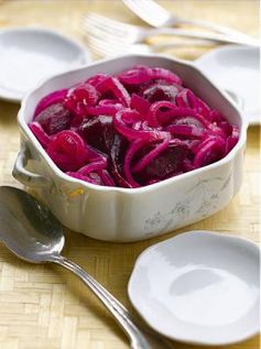 Easy Pickled Beet and Onion Salad