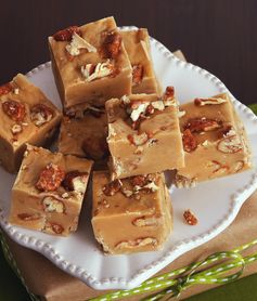 Easy Praline Pecan Fudge