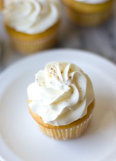 Eggnog frosting + homemade eggnog